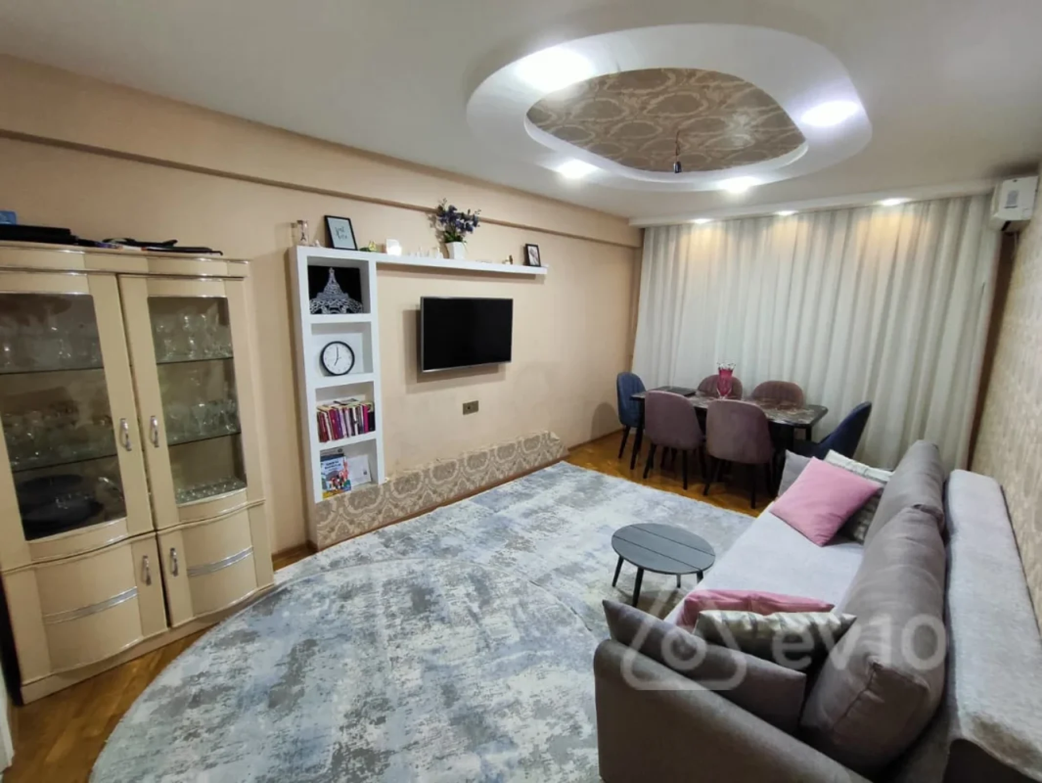 Satılır 2 otaqlı yeni tikili 70 m²
