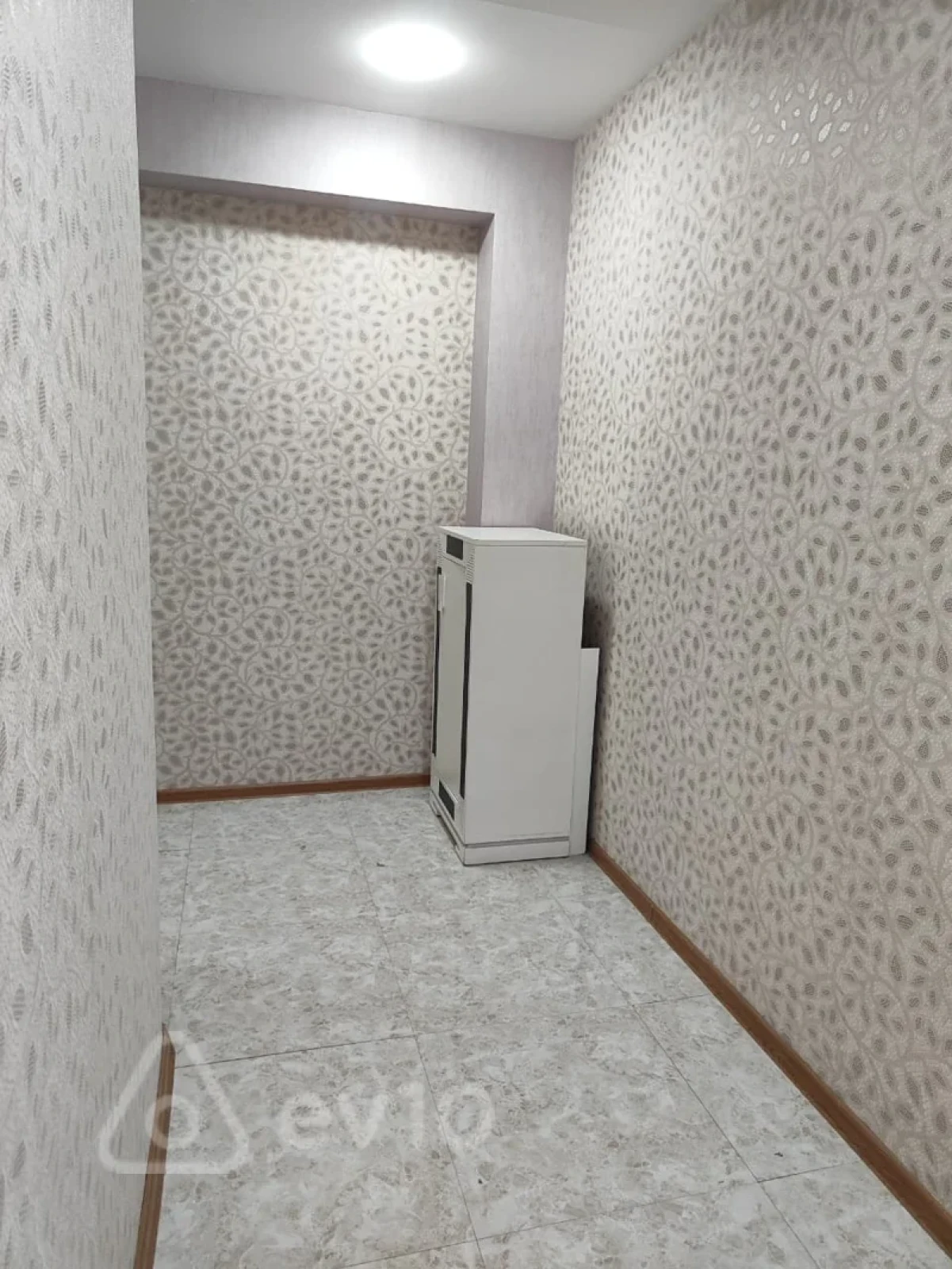 Satılır 2 otaqlı yeni tikili 70 m²