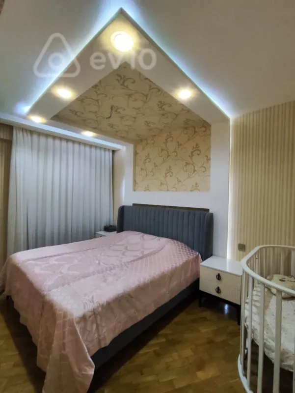 Satılır 2 otaqlı yeni tikili 70 m²