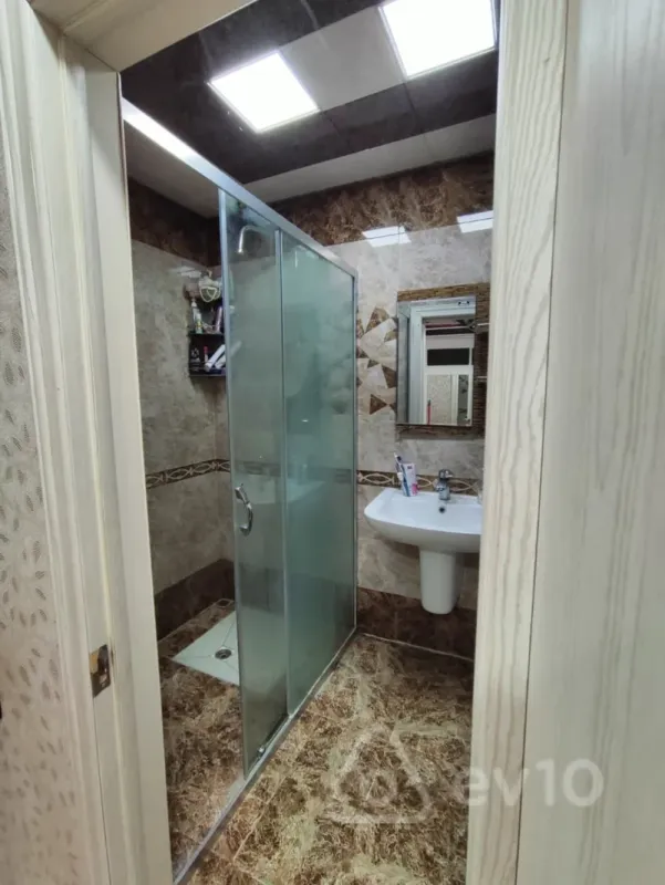 Satılır 2 otaqlı yeni tikili 70 m²