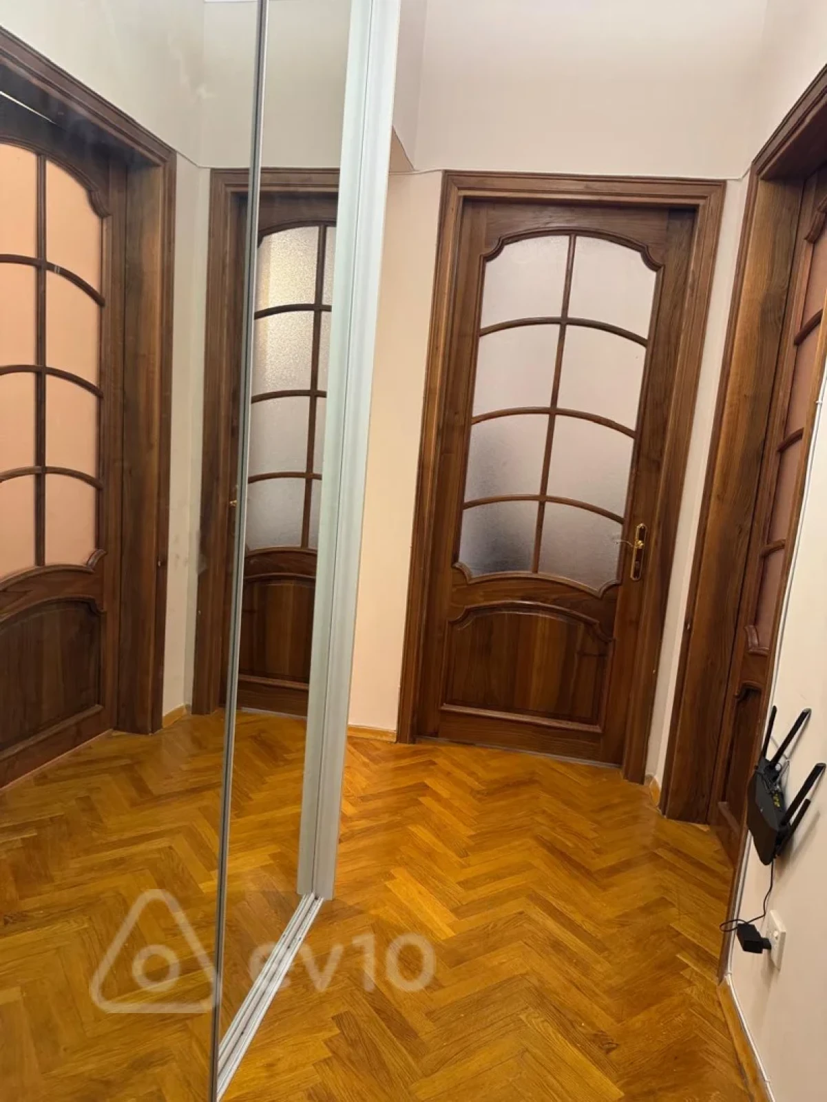 Kirayə verilir 3 otaqlı köhnə tikili 95 m²