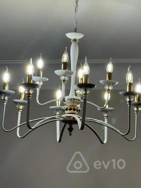 Kirayə verilir 3 otaqlı köhnə tikili 95 m²