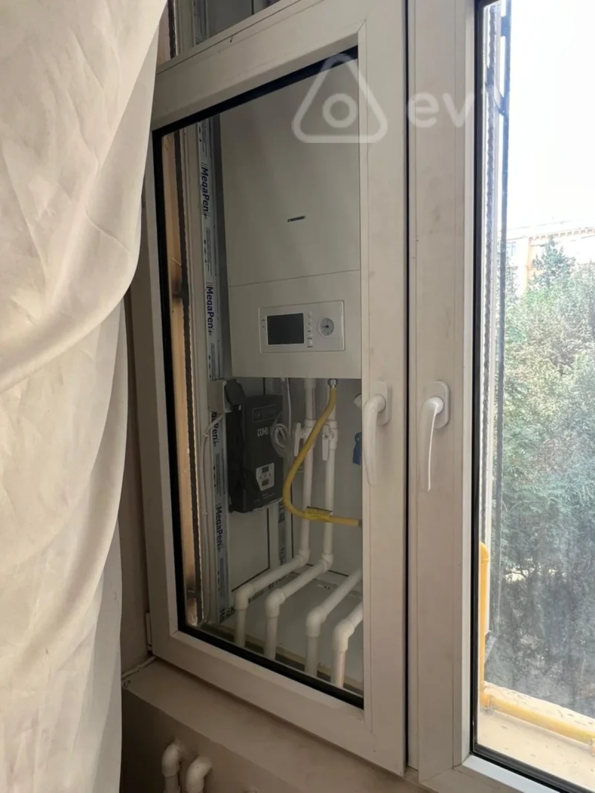 Kirayə verilir 3 otaqlı köhnə tikili 95 m²