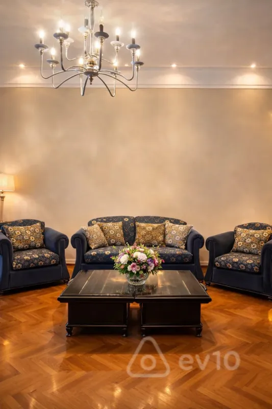 Kirayə verilir 3 otaqlı köhnə tikili 95 m²