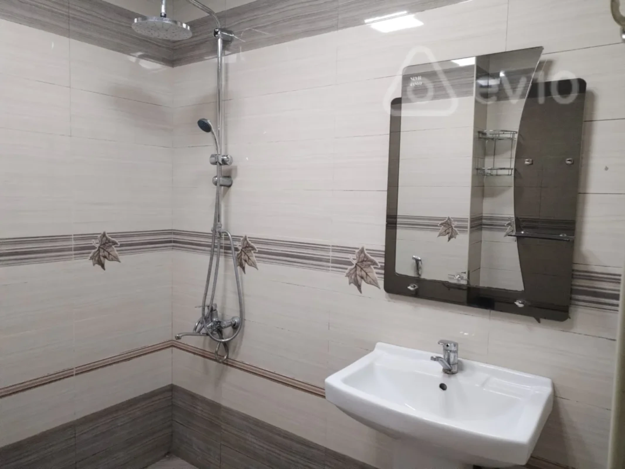 Kirayə verilir 3 otaqlı yeni tikili 84 m²