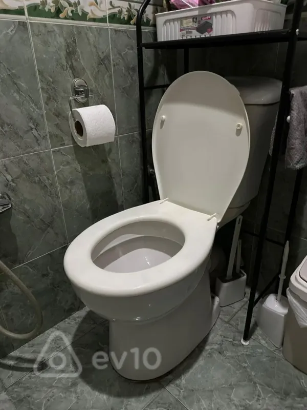 Kirayə verilir 3 otaqlı köhnə tikili 100 m²