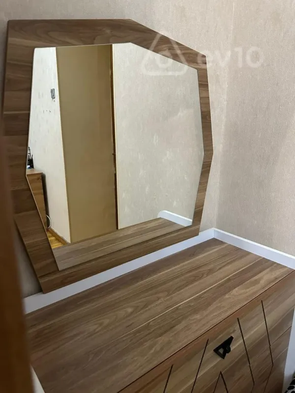 Kirayə verilir 3 otaqlı köhnə tikili 100 m²