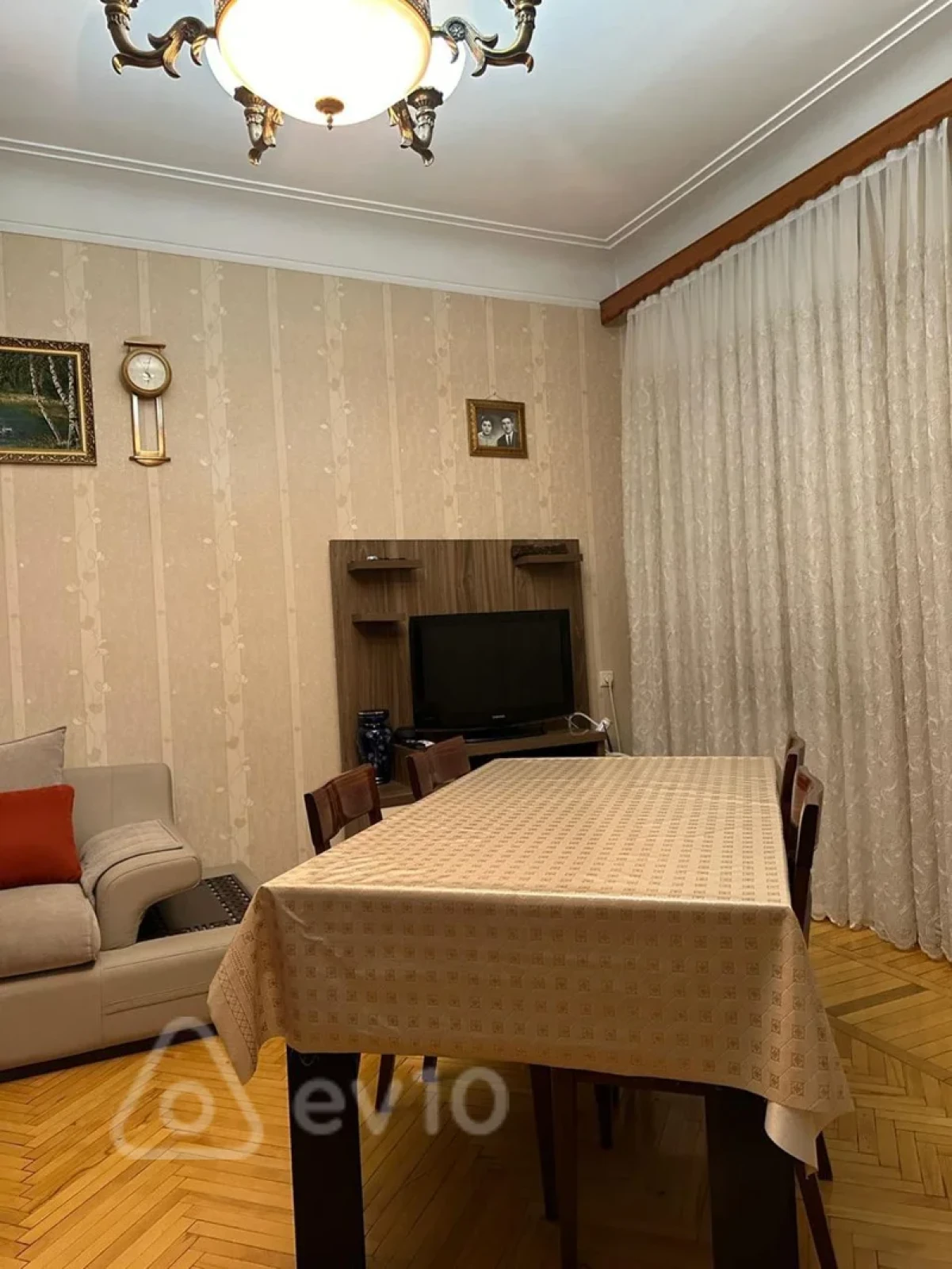 Kirayə verilir 3 otaqlı köhnə tikili 100 m²