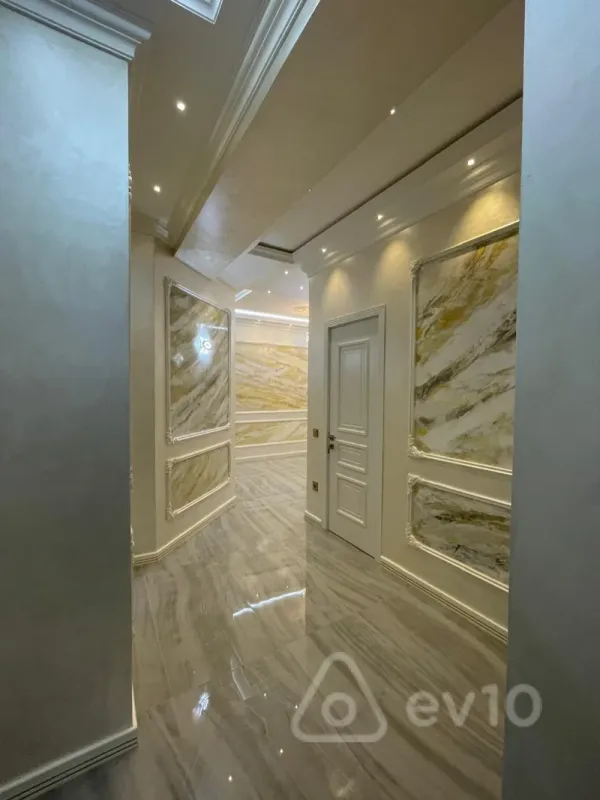 Kirayə verilir 4 otaqlı yeni tikili 130 m²