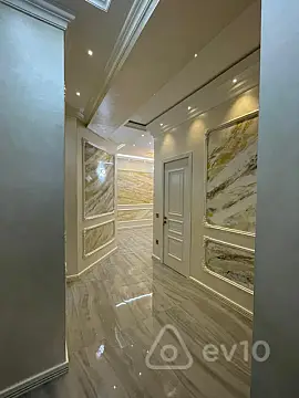 Kirayə verilir 4 otaqlı yeni tikili 130 m²