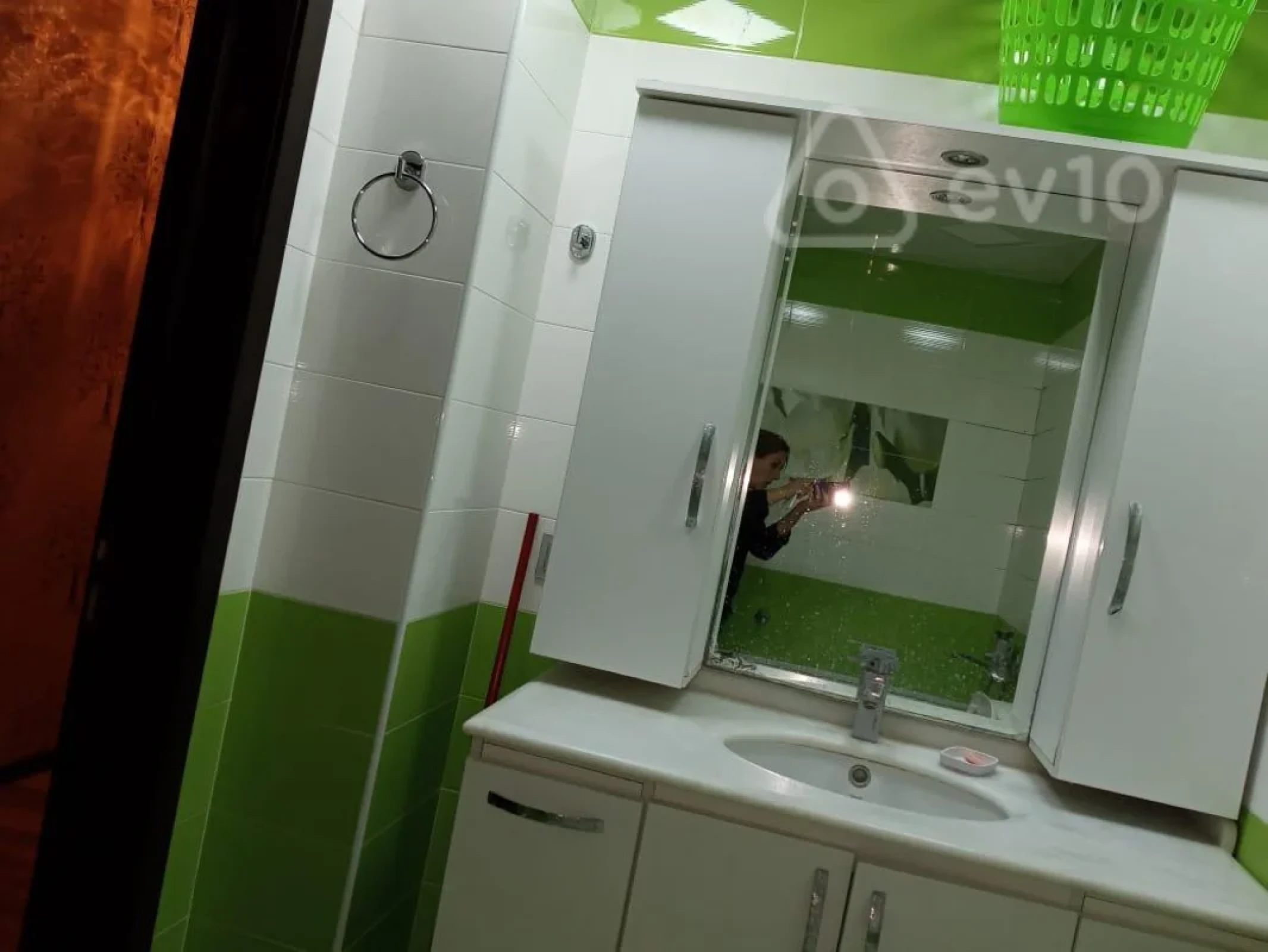 Kirayə verilir 2 otaqlı yeni tikili 75 m²