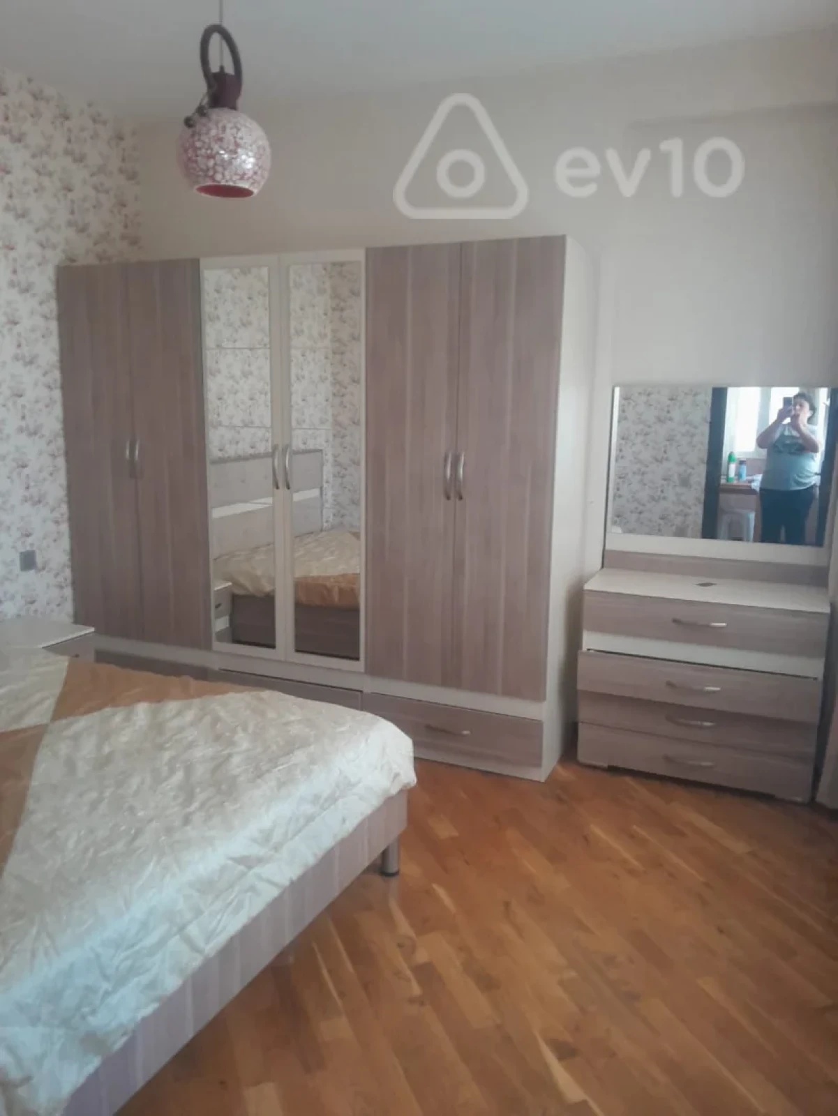 Kirayə verilir 2 otaqlı yeni tikili 75 m²