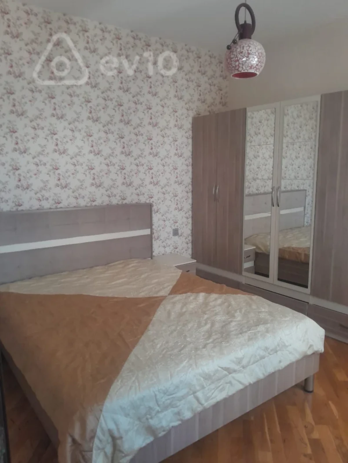 Kirayə verilir 2 otaqlı yeni tikili 75 m²