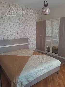 Kirayə verilir 2 otaqlı yeni tikili 75 m²