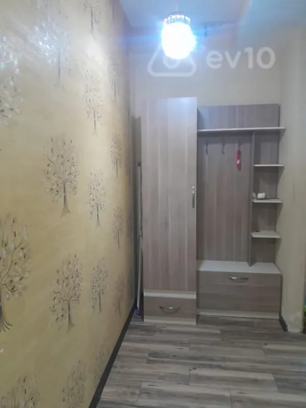 Kirayə verilir 2 otaqlı yeni tikili 75 m²