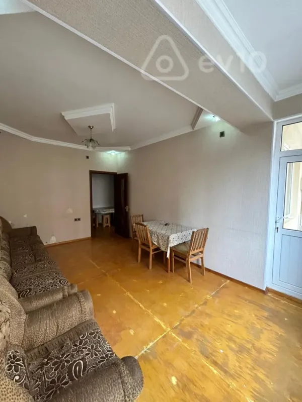 Kirayə verilir 2 otaqlı yeni tikili 50 m²