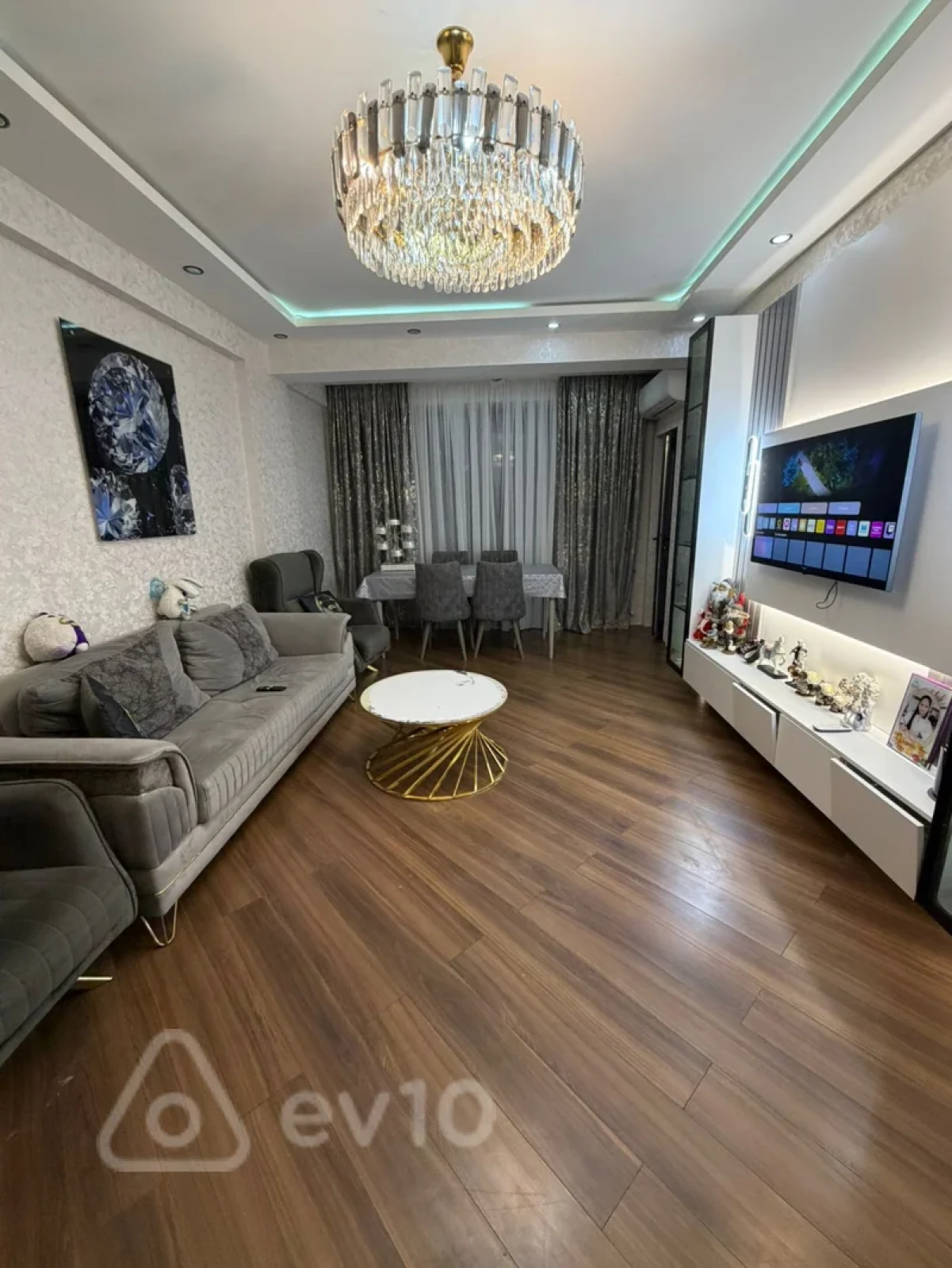 Satılır 3 otaqlı yeni tikili 90 m²