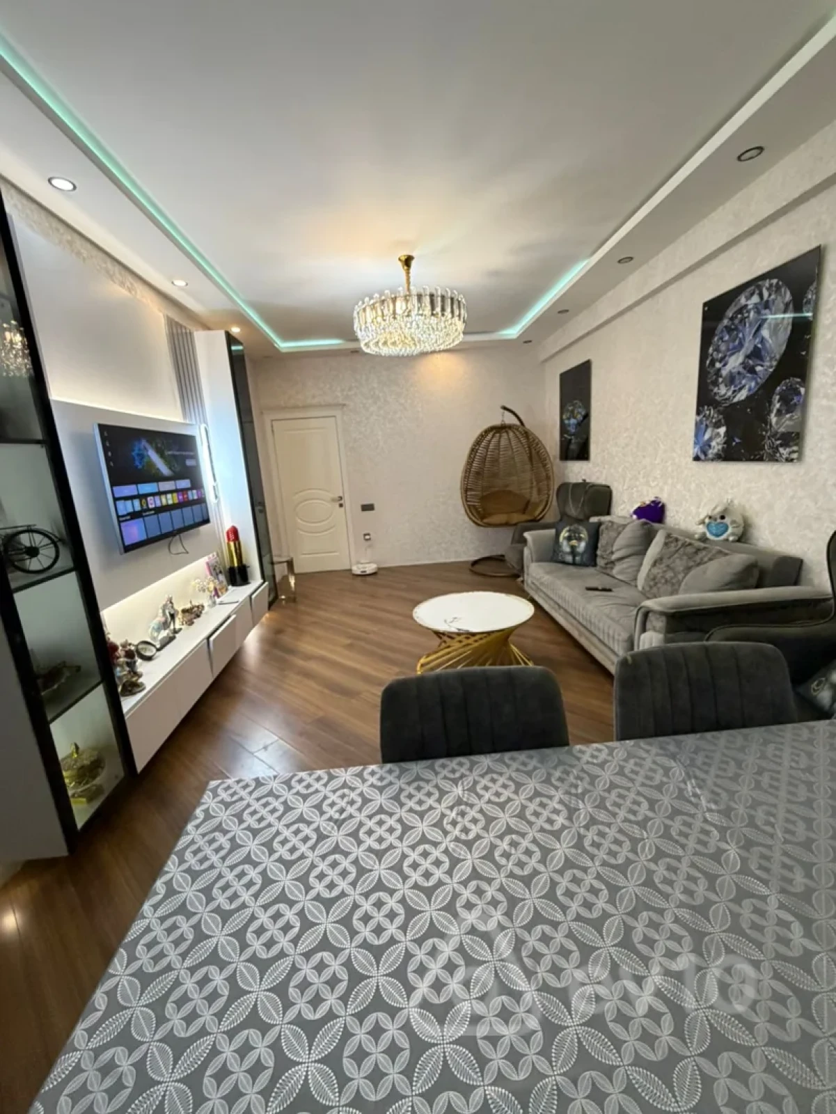 Satılır 3 otaqlı yeni tikili 90 m²