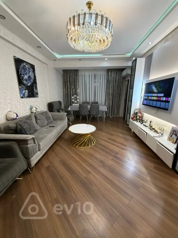 Satılır 3 otaqlı yeni tikili 90 m²