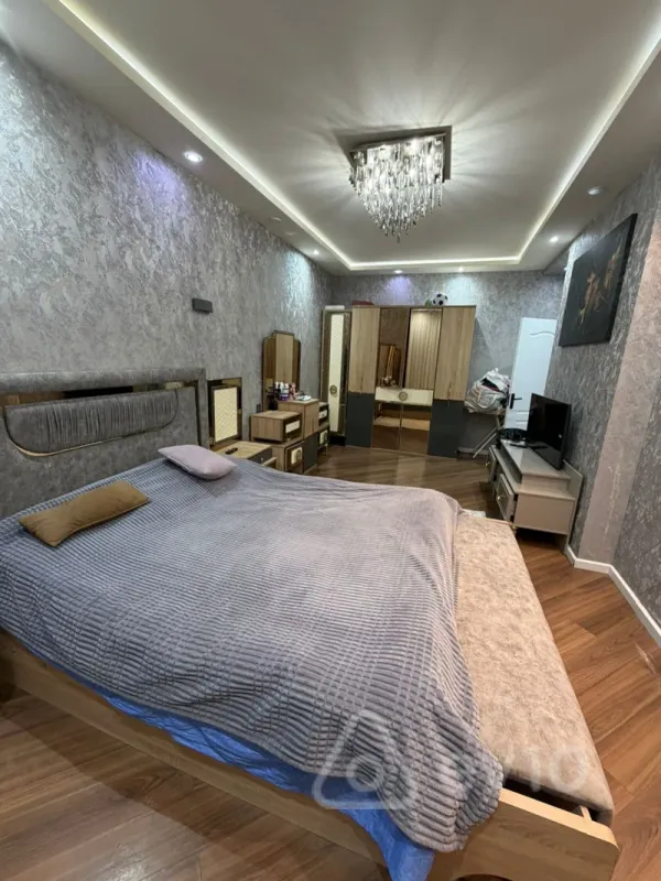 Satılır 3 otaqlı yeni tikili 90 m²