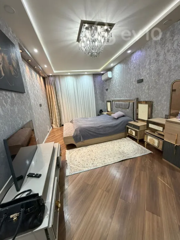 Satılır 3 otaqlı yeni tikili 90 m²