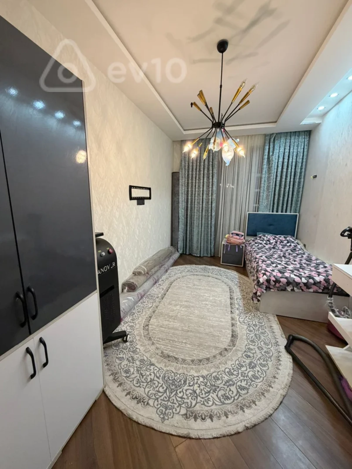 Satılır 3 otaqlı yeni tikili 90 m²