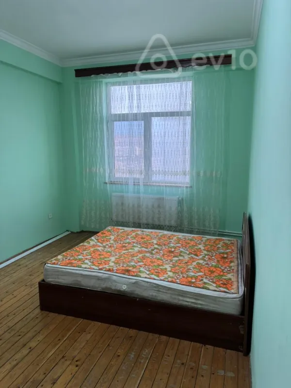 Kirayə verilir 2 otaqlı yeni tikili 82 m²