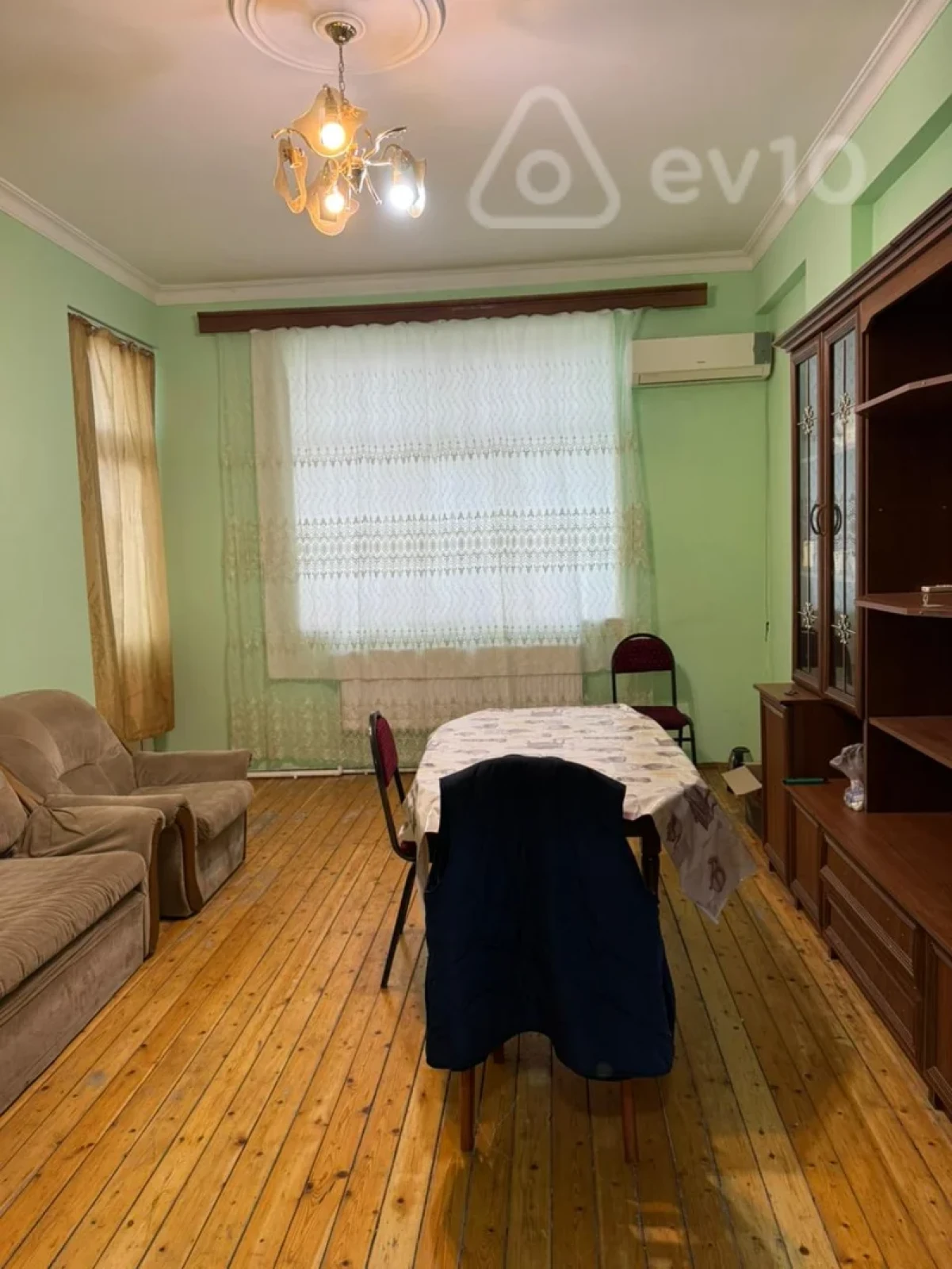 Kirayə verilir 2 otaqlı yeni tikili 82 m²