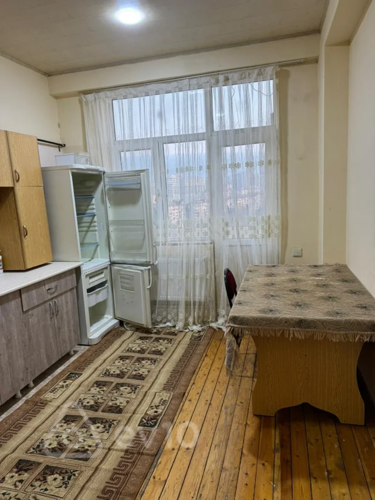 Kirayə verilir 2 otaqlı yeni tikili 82 m²