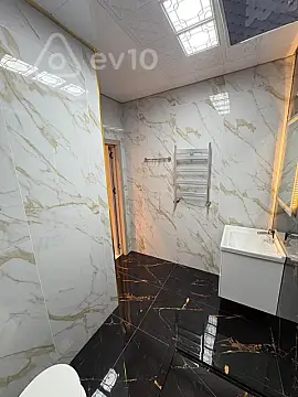 Kirayə verilir 2 otaqlı yeni tikili 70 m²