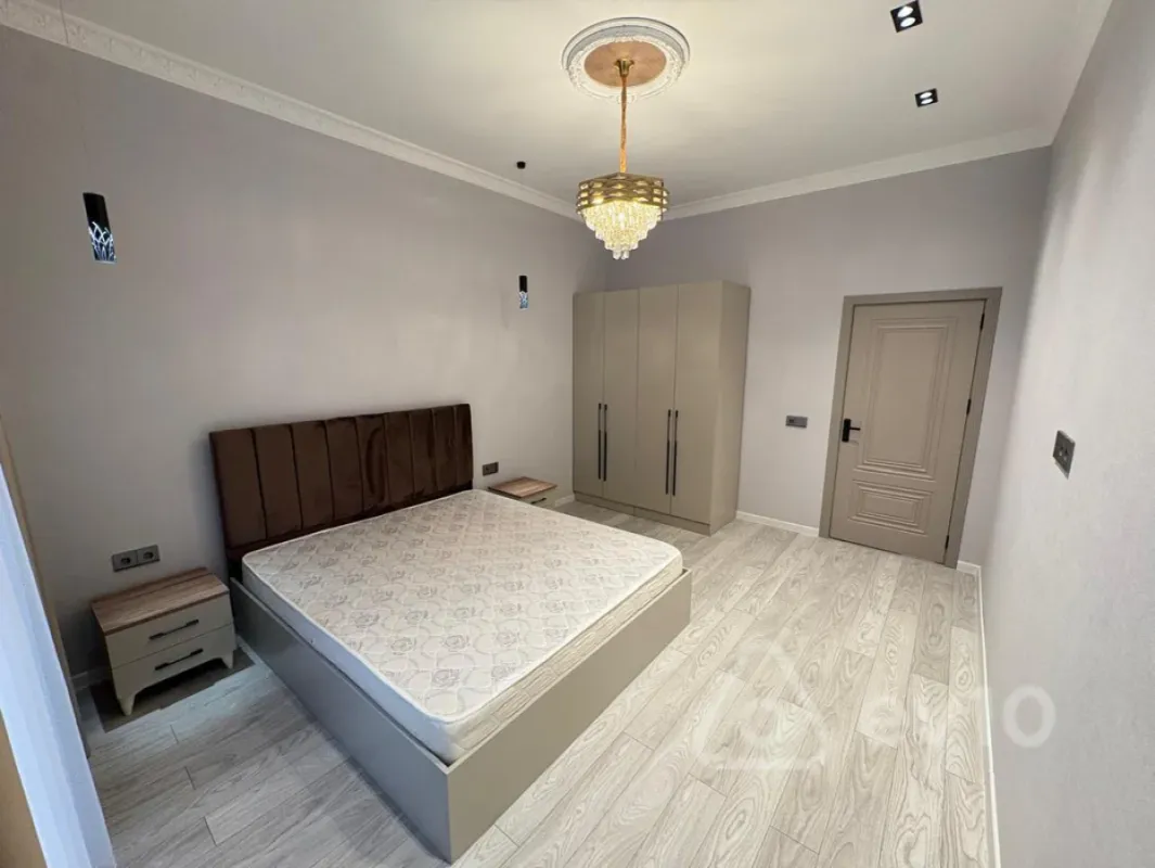 Kirayə verilir 2 otaqlı yeni tikili 70 m²