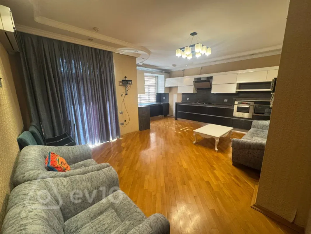 Satılır 3 otaqlı yeni tikili 171 m²