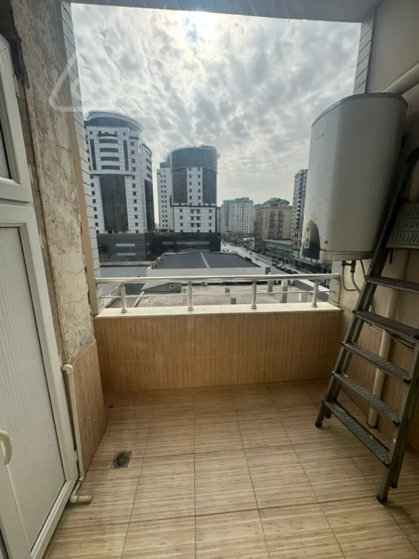 Satılır 3 otaqlı yeni tikili 171 m²