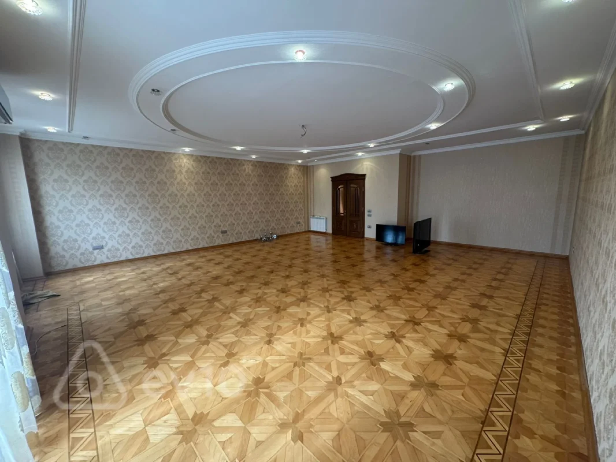 Satılır 3 otaqlı yeni tikili 171 m²
