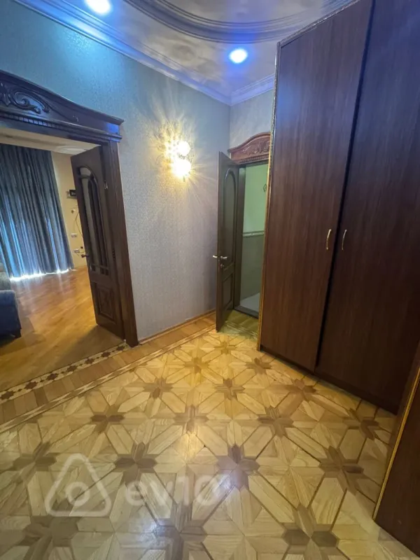 Satılır 3 otaqlı yeni tikili 171 m²