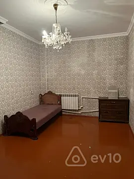 Kirayə verilir 1 otaqlı köhnə tikili 36 m²