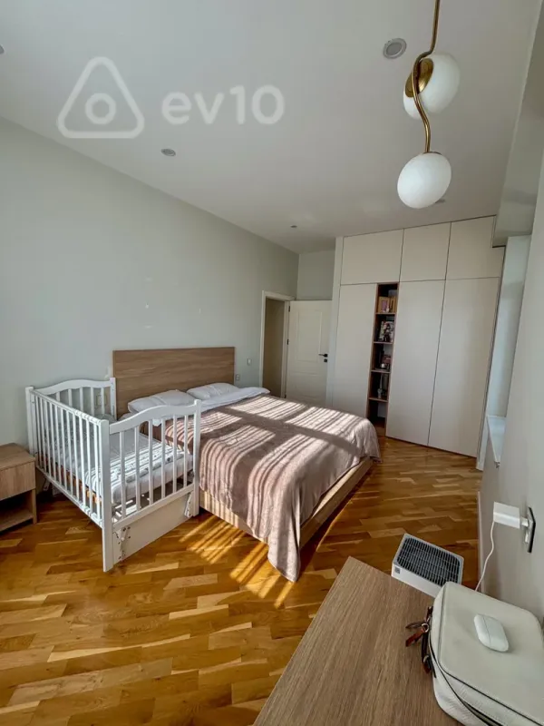 Satılır 2 otaqlı yeni tikili 90 m²