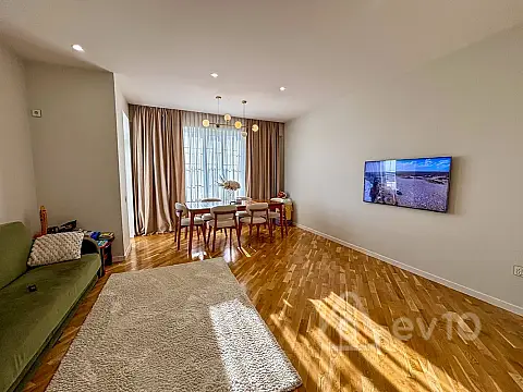 Satılır 2 otaqlı yeni tikili 90 m²