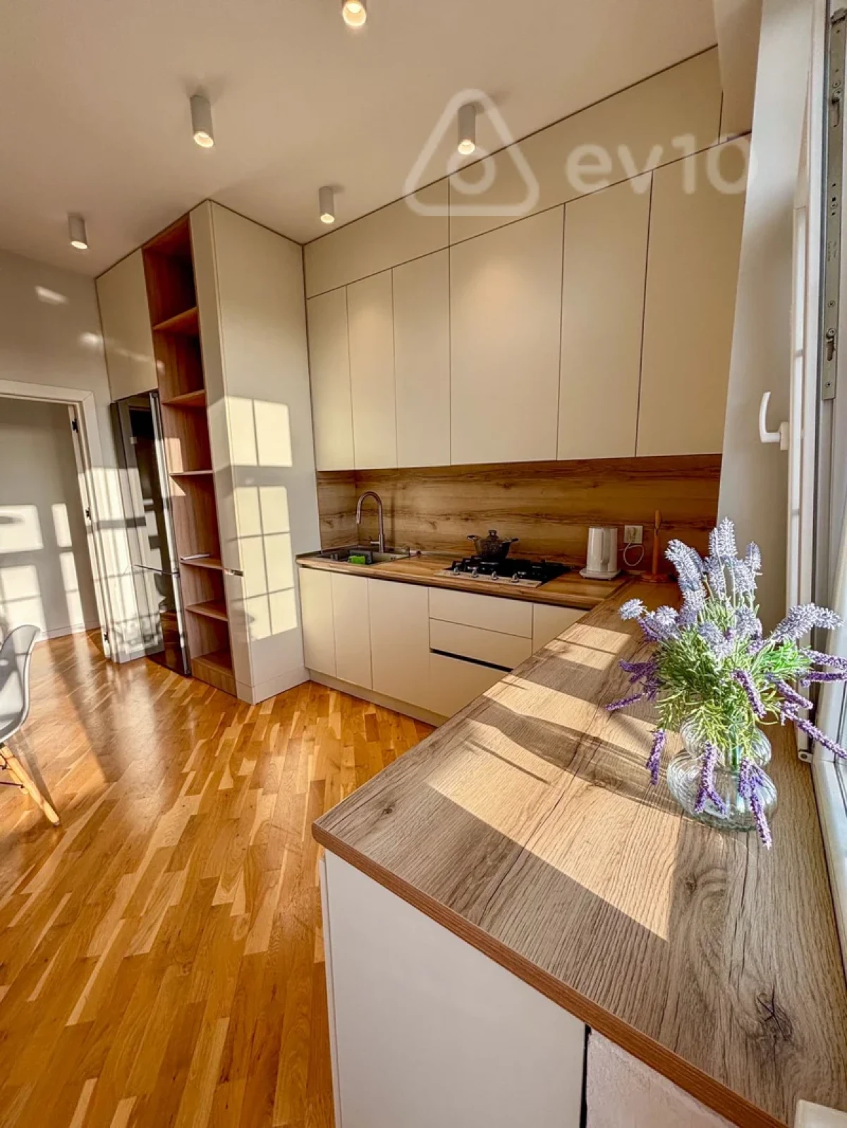 Satılır 2 otaqlı yeni tikili 90 m²