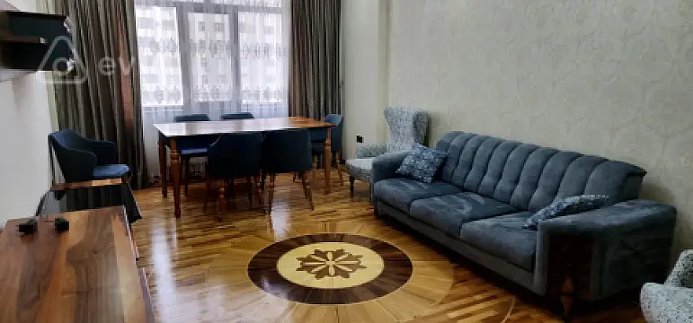 Kirayə verilir 2 otaqlı yeni tikili 95 m²