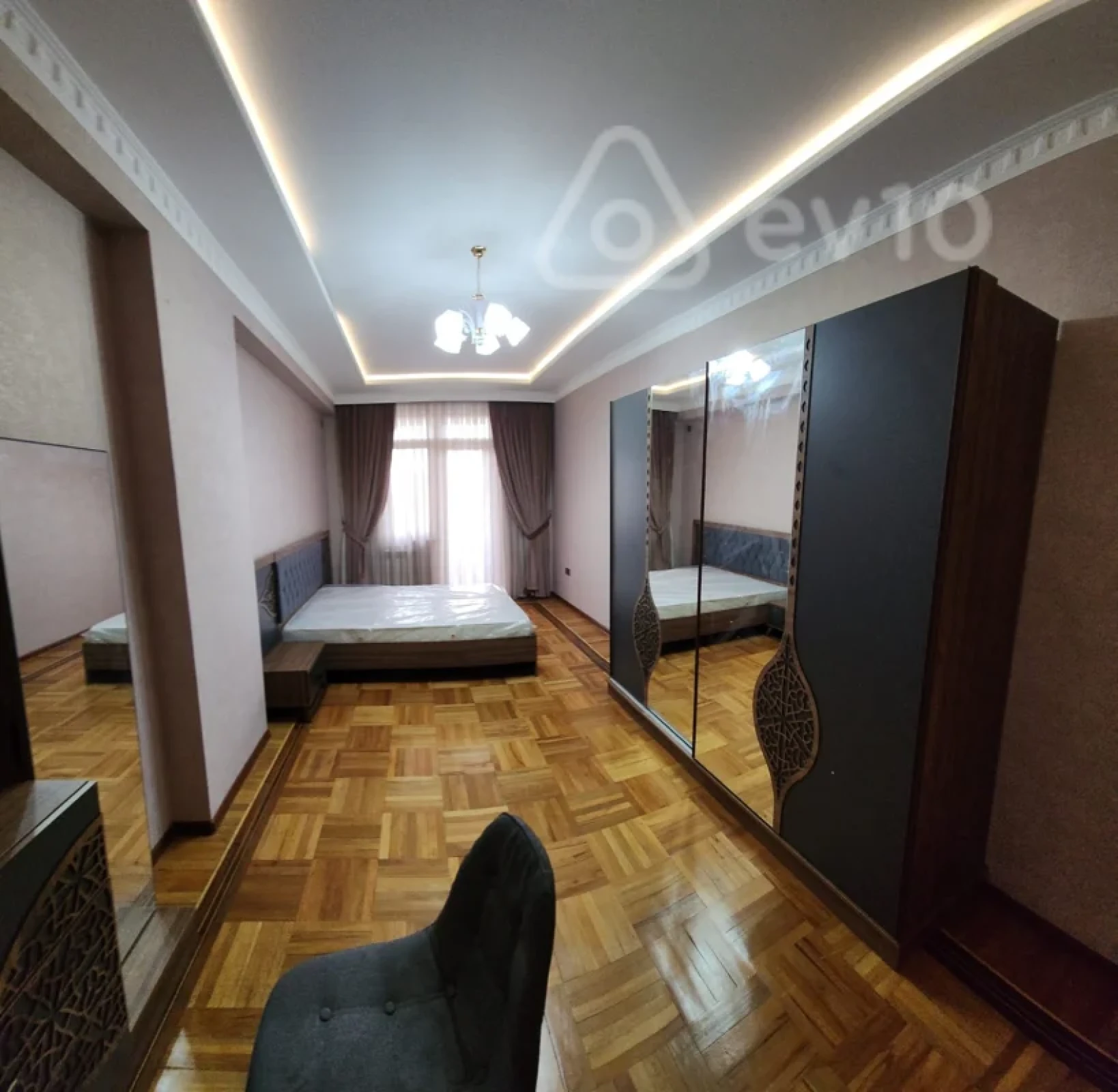 Kirayə verilir 2 otaqlı yeni tikili 95 m²