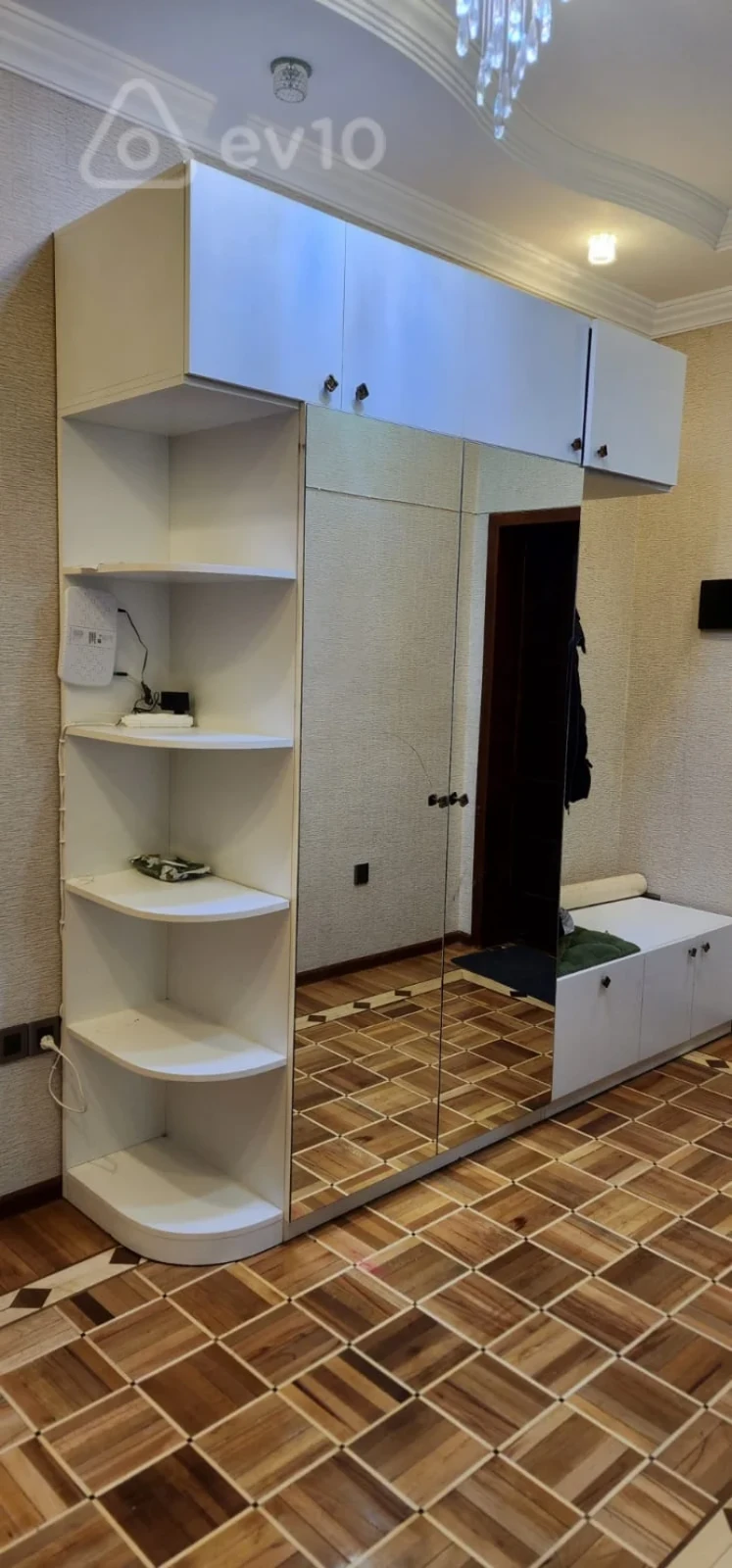 Kirayə verilir 2 otaqlı yeni tikili 95 m²