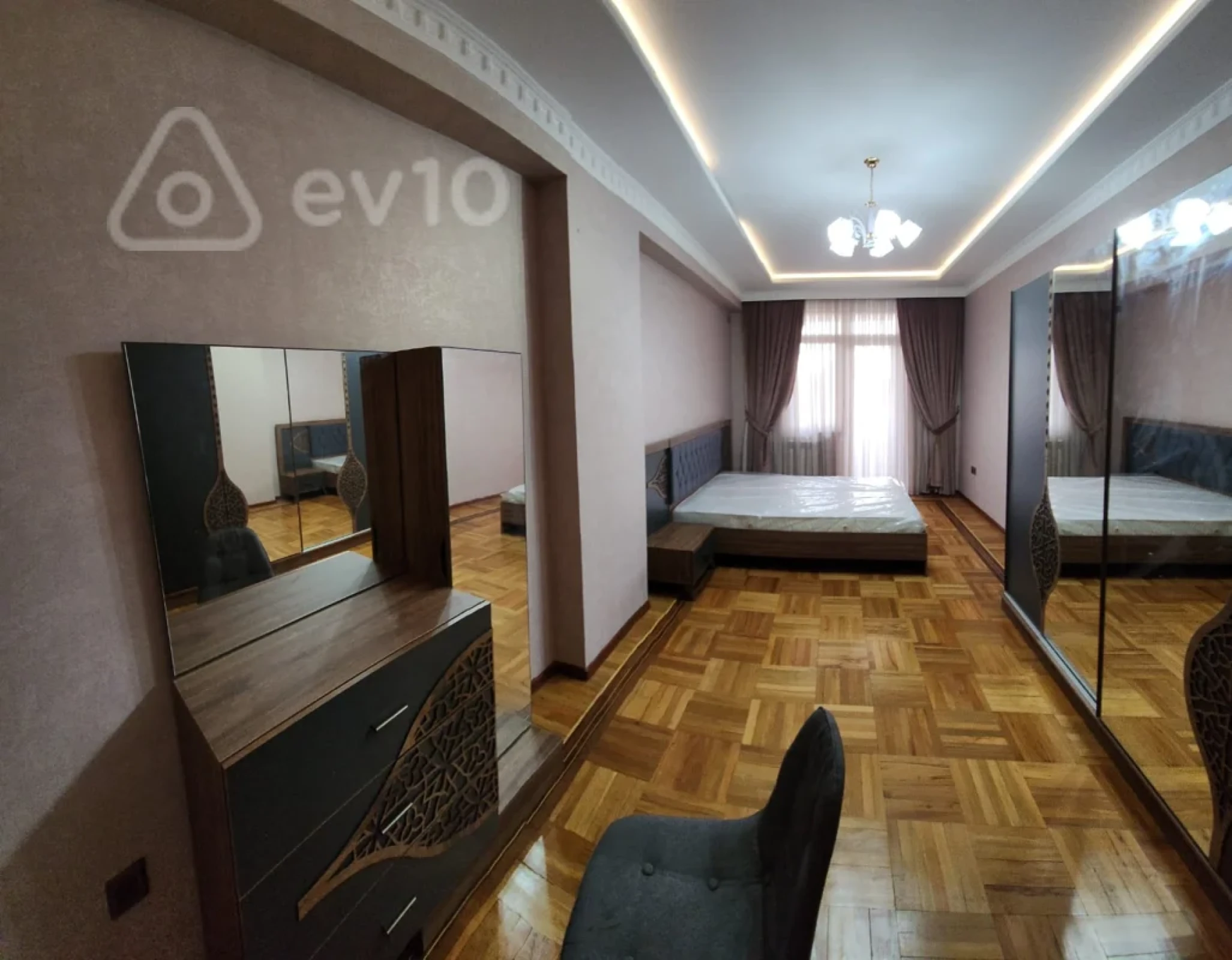 Kirayə verilir 2 otaqlı yeni tikili 95 m²