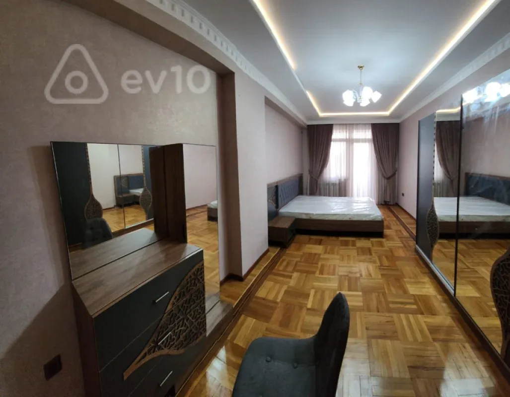 Kirayə verilir 2 otaqlı yeni tikili 95 m²