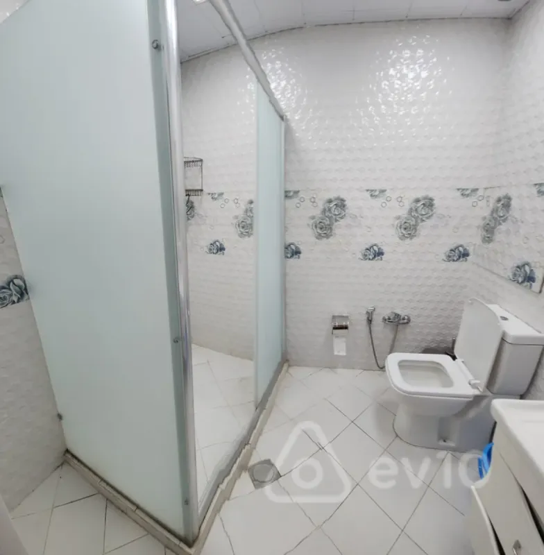 Kirayə verilir 2 otaqlı yeni tikili 95 m²