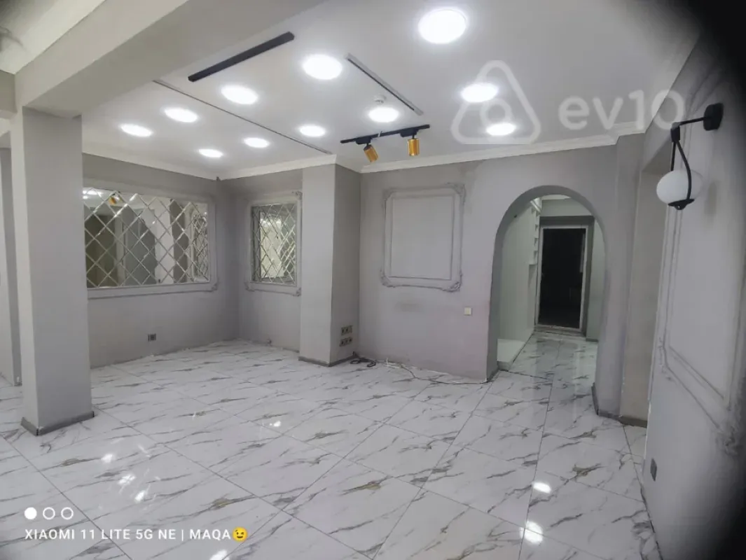 Kirayə verilir mənzil 130 m²