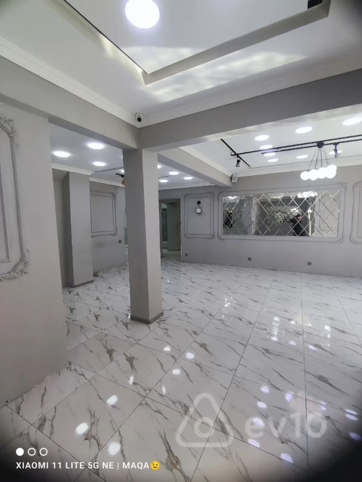 Kirayə verilir mənzil 130 m²