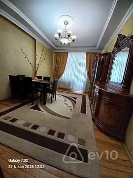 Kirayə verilir 2 otaqlı yeni tikili 60 m²
