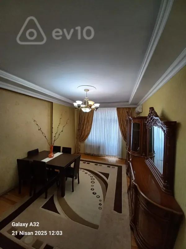 Kirayə verilir 2 otaqlı yeni tikili 60 m²