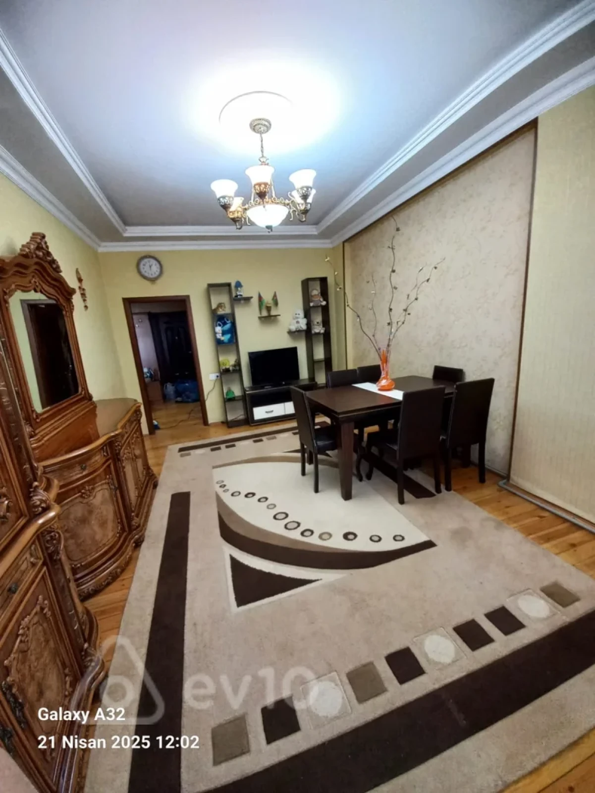 Kirayə verilir 2 otaqlı yeni tikili 60 m²
